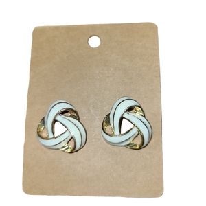 Vintage Gold and White Enamel Trillium Earrings Lot 5